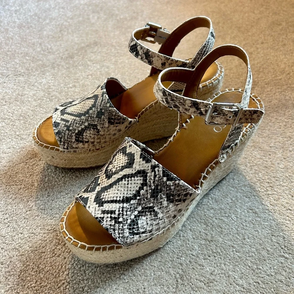 Franco Sarto Snakeprint Leather Wedges - Picture 3 of 13